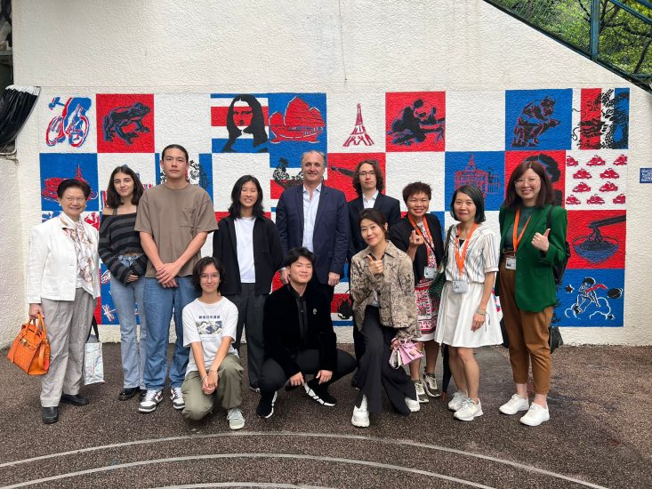 [The blend of art culture – Wall of Icons]