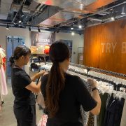 [行業實地考察：二手服裝店親身體驗]